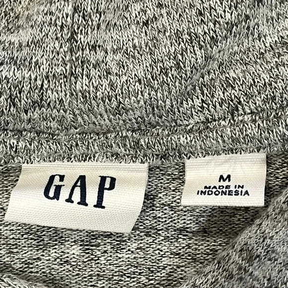 🍀2/$22 GAP Raglan Softspun Hooded Lightweight Sweater Gray White Womens Medium - Picture 6 of 12